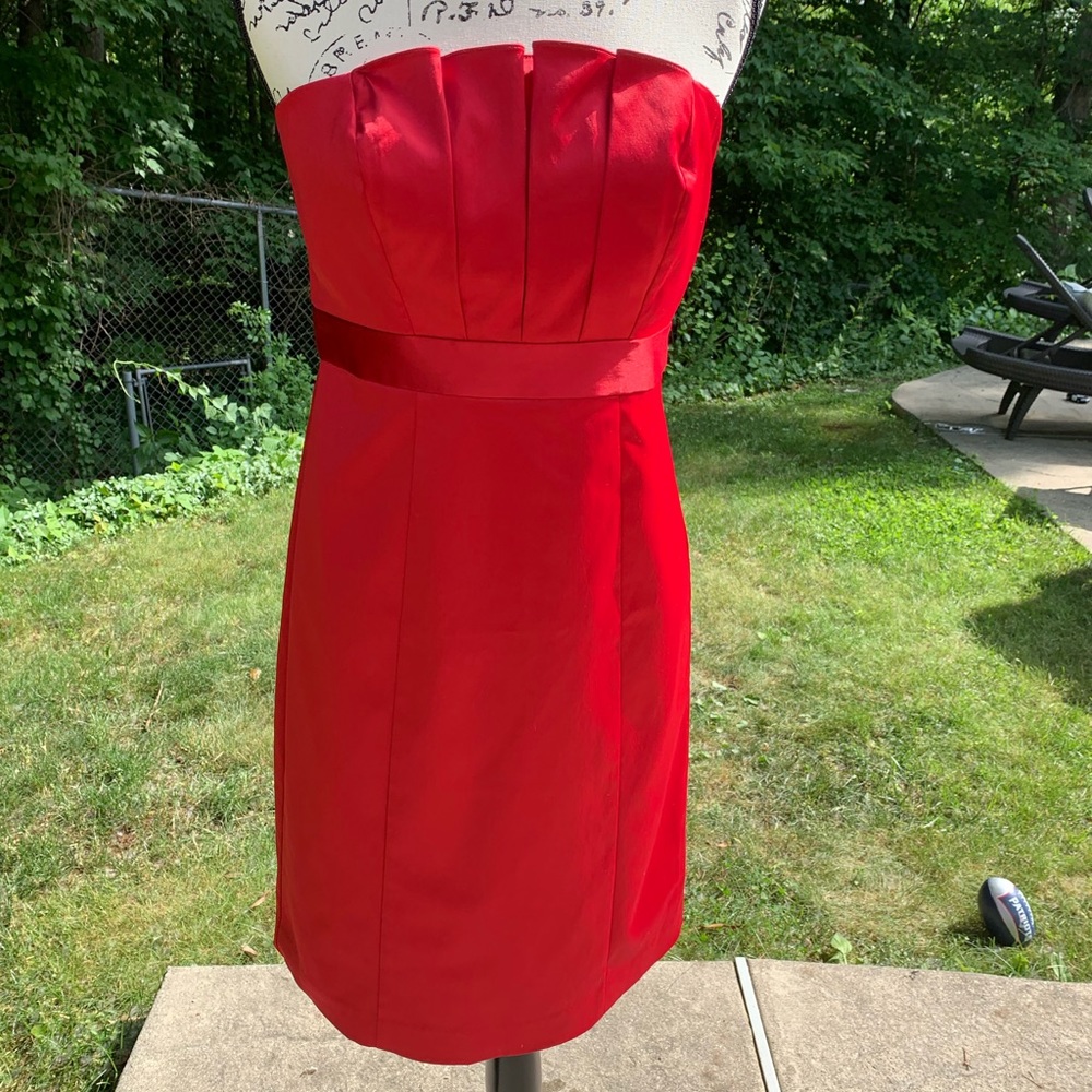 Red  strapless party dress